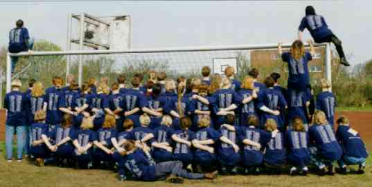 Zweites Jahrgangsfoto von hinten